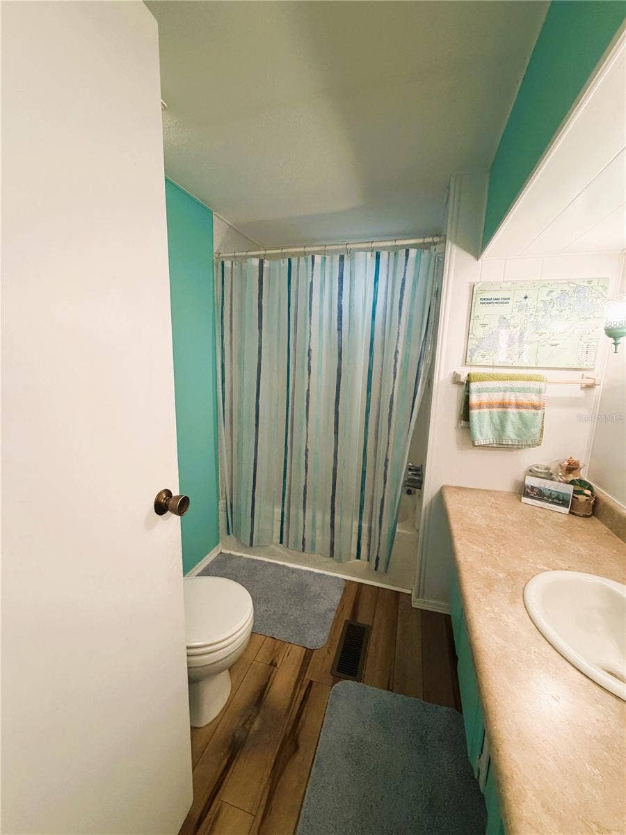 353 HAWTHORNE BOULEVARD, Leesburg, FL 34748 353 HAWTHORNE BOULEVARD, Leesburg, FL 34748
