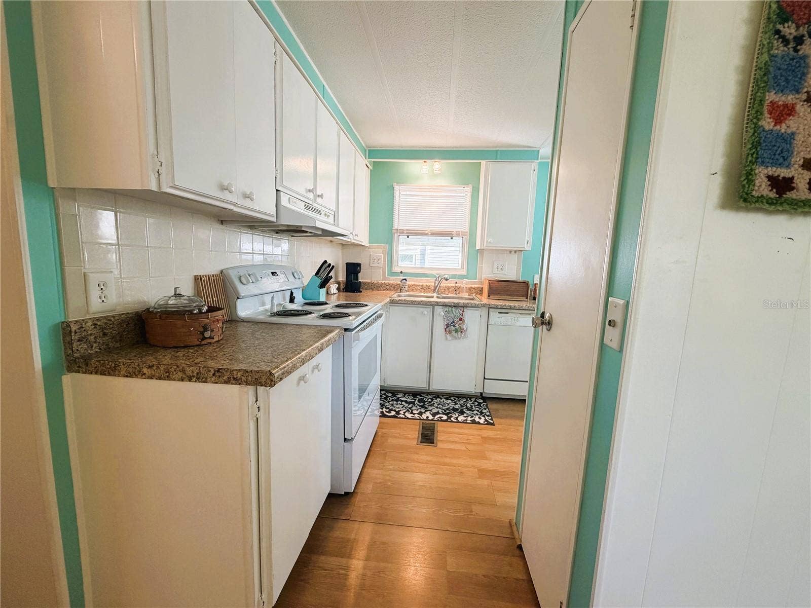 353 HAWTHORNE BOULEVARD, Leesburg, FL 34748 353 HAWTHORNE BOULEVARD, Leesburg, FL 34748