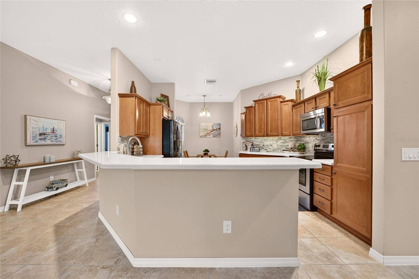 588 BRADFORD LOOP, The Villages, FL 32163 588 BRADFORD LOOP, The Villages, FL 32163