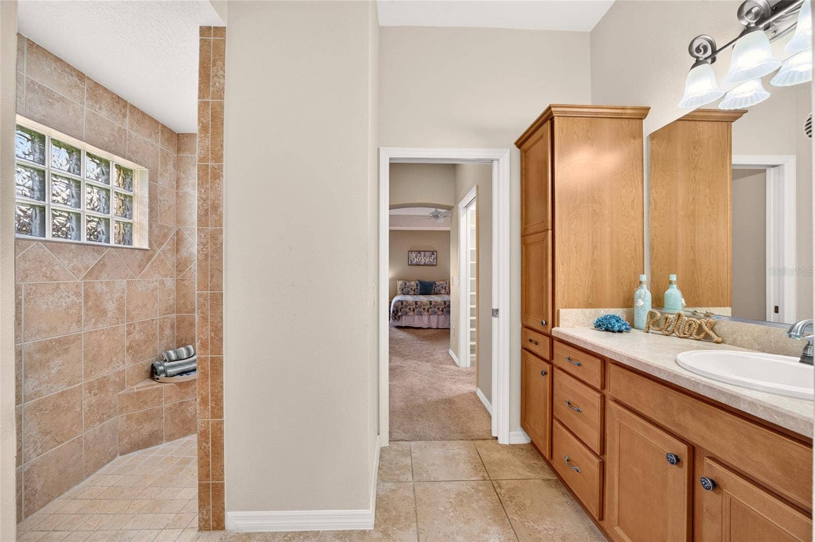 588 BRADFORD LOOP, The Villages, FL 32163 588 BRADFORD LOOP, The Villages, FL 32163