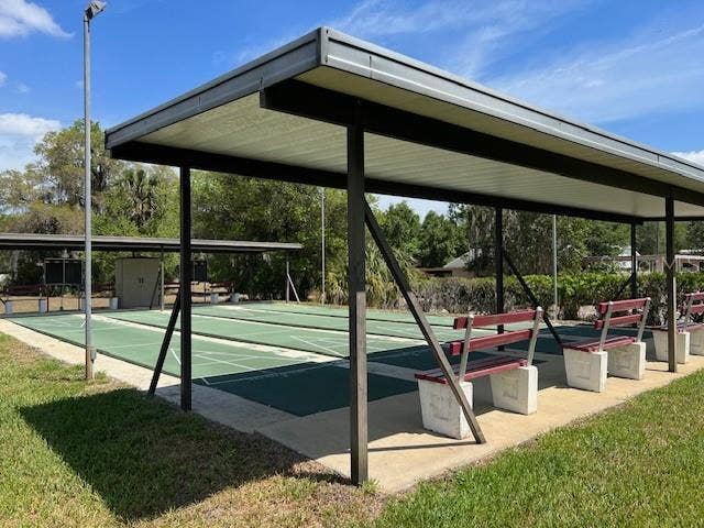 2368 CONESTOGA DRIVE, Leesburg, FL 34748 Shuffleboard Courts