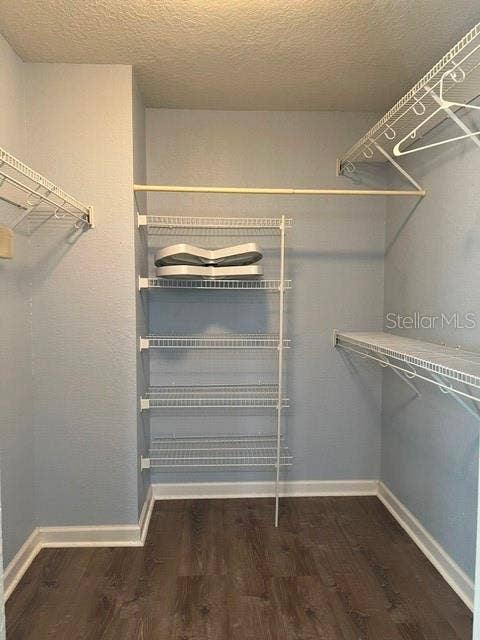 2368 CONESTOGA DRIVE, Leesburg, FL 34748 Walk-in Closet