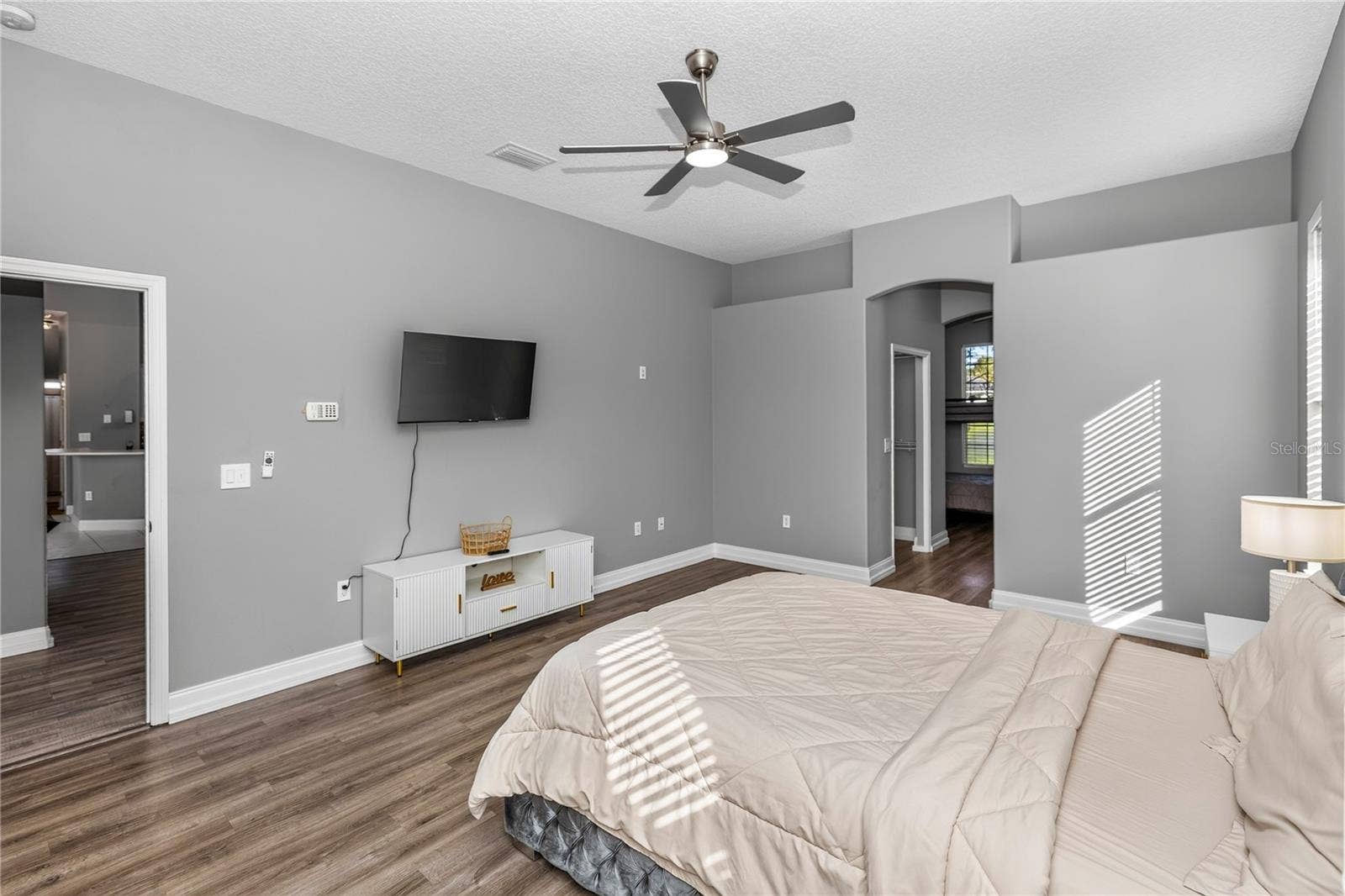 10240 BARRINGTON COURT, Leesburg, FL 34788