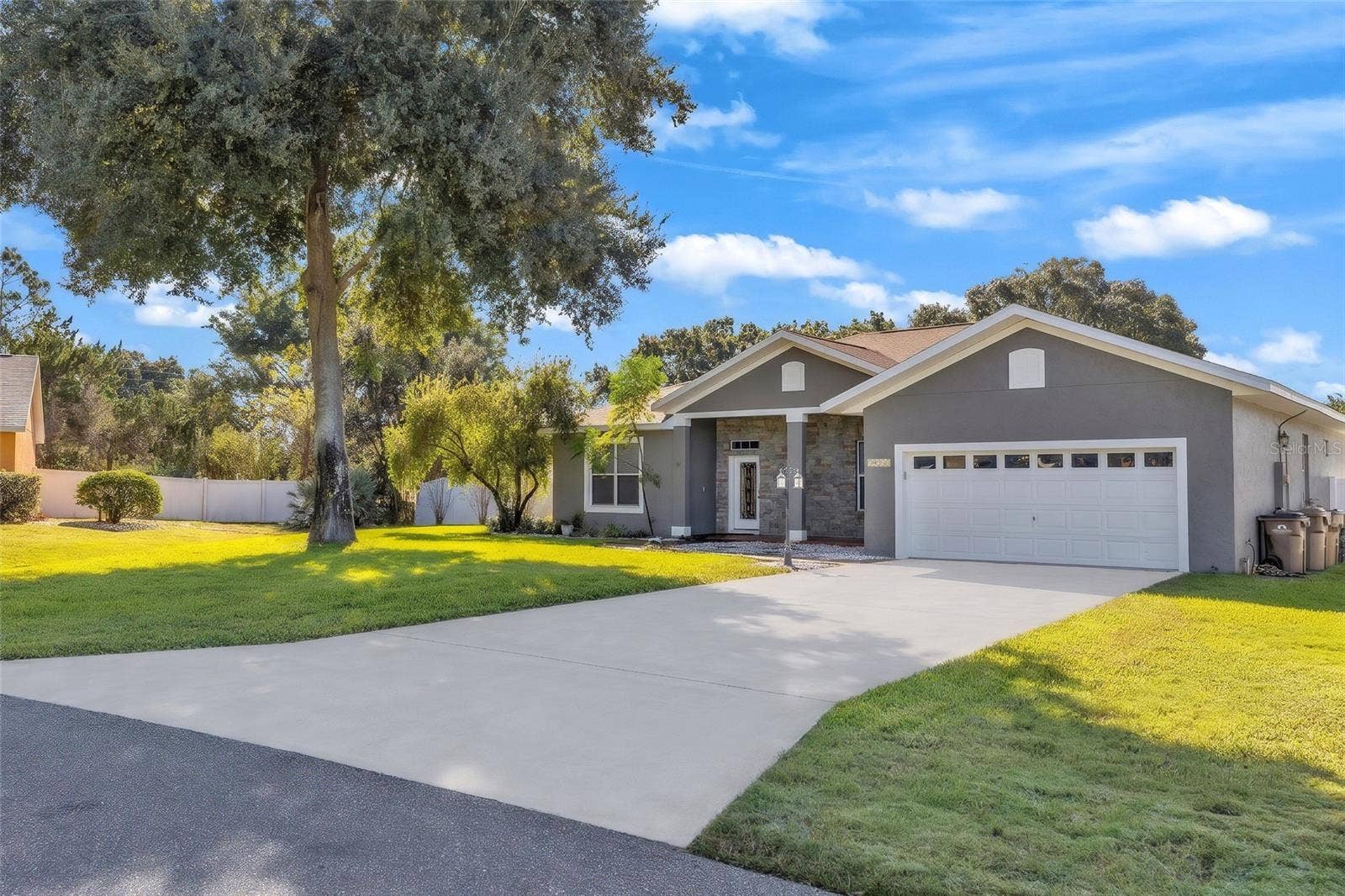 10240 BARRINGTON COURT, Leesburg, FL 34788