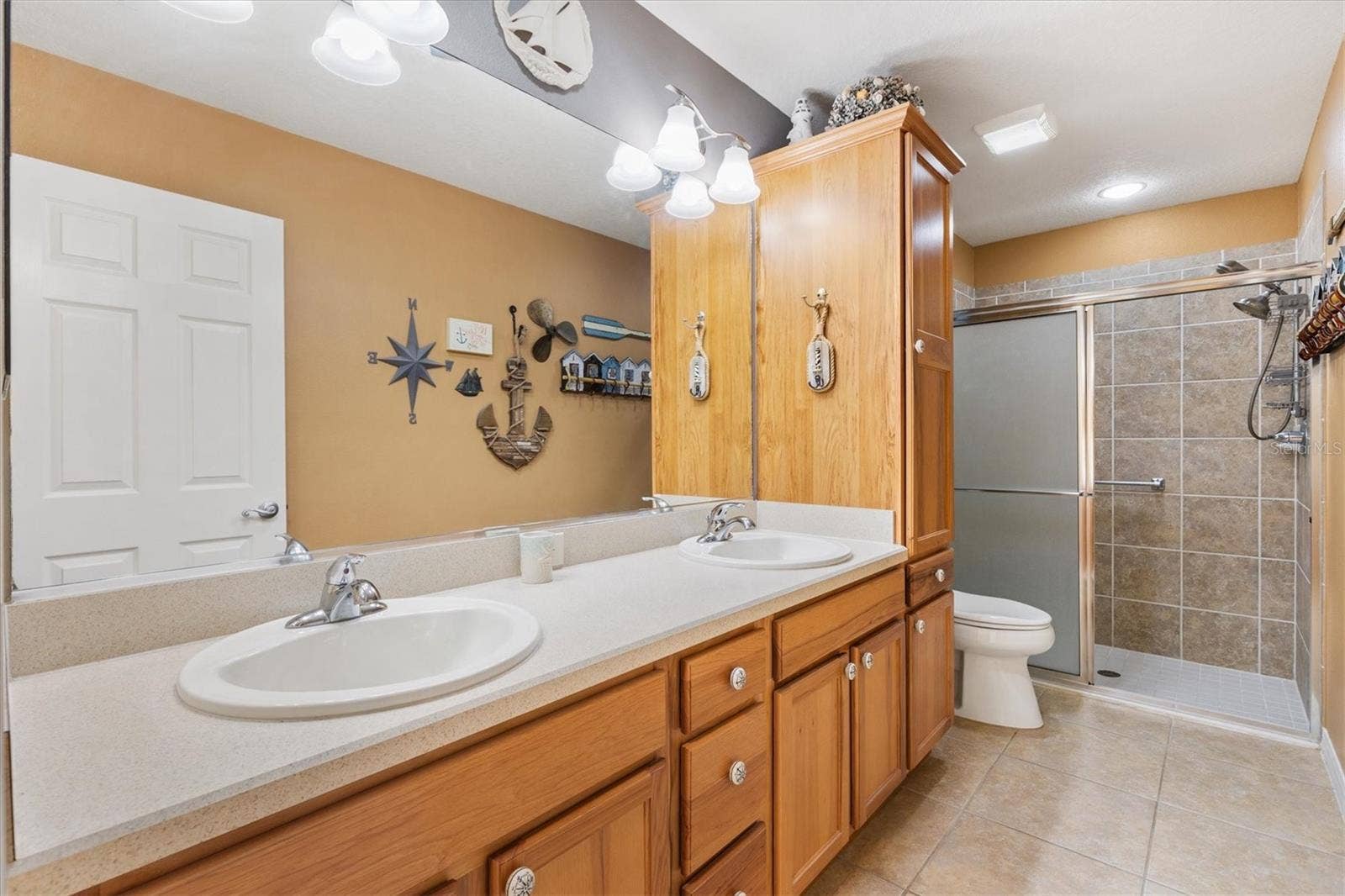 2398 FLATWOOD STREET, The Villages, FL 32162 PRIMARY BATHROOM