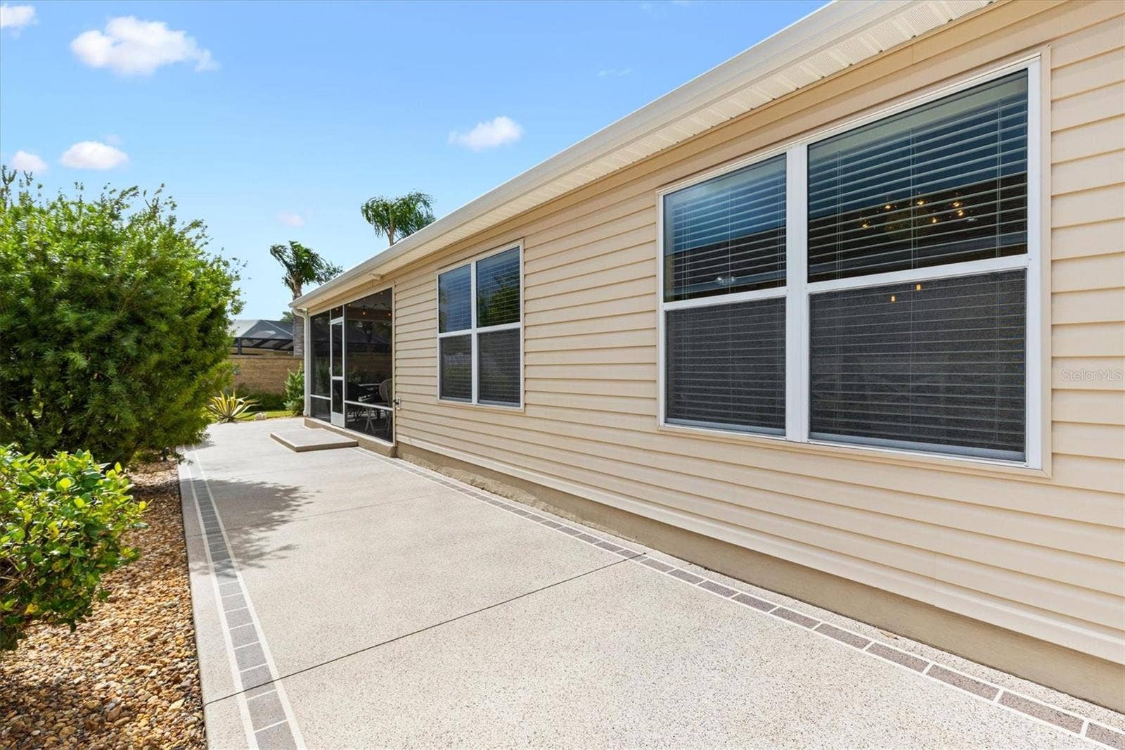 2398 FLATWOOD STREET, The Villages, FL 32162 SIDE YARD