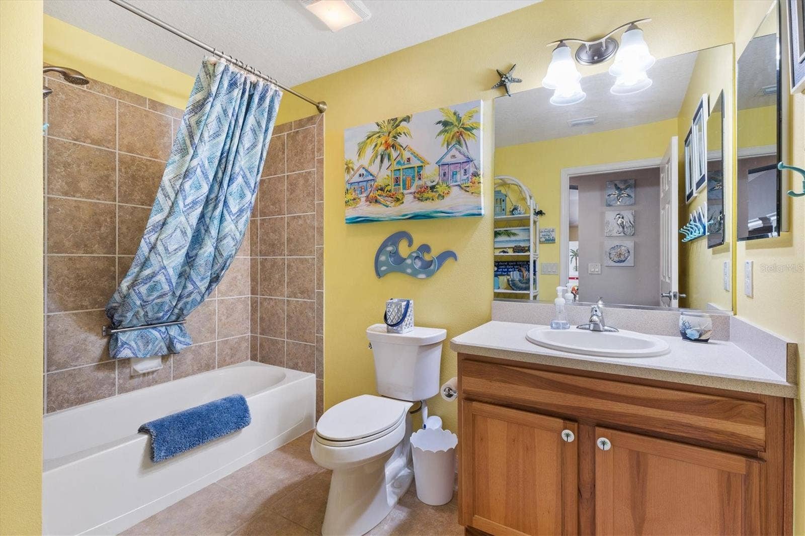 2398 FLATWOOD STREET, The Villages, FL 32162 2ND BATHROOM