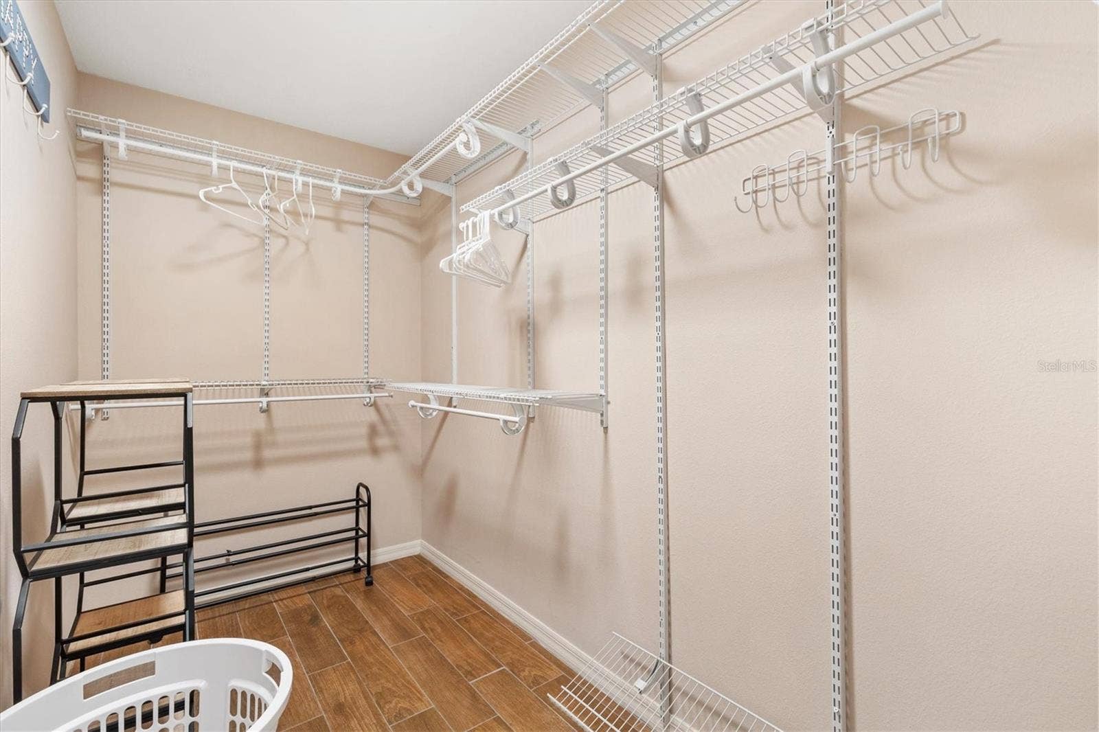 2398 FLATWOOD STREET, The Villages, FL 32162 PRIMARY WALK IN CLOSET