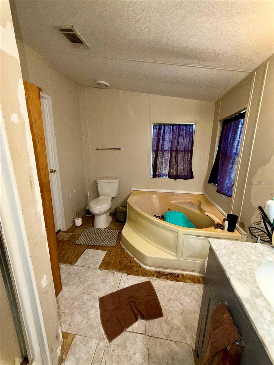 25207 JEFFERSON STREET, Astatula, FL 34705 25207 JEFFERSON STREET, Astatula, FL 34705