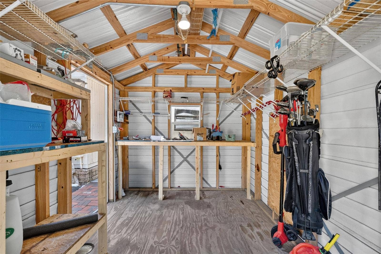2005 STACEY DR, Mount Dora, FL 32757 Room enough for a 42'deck riding lawn mower