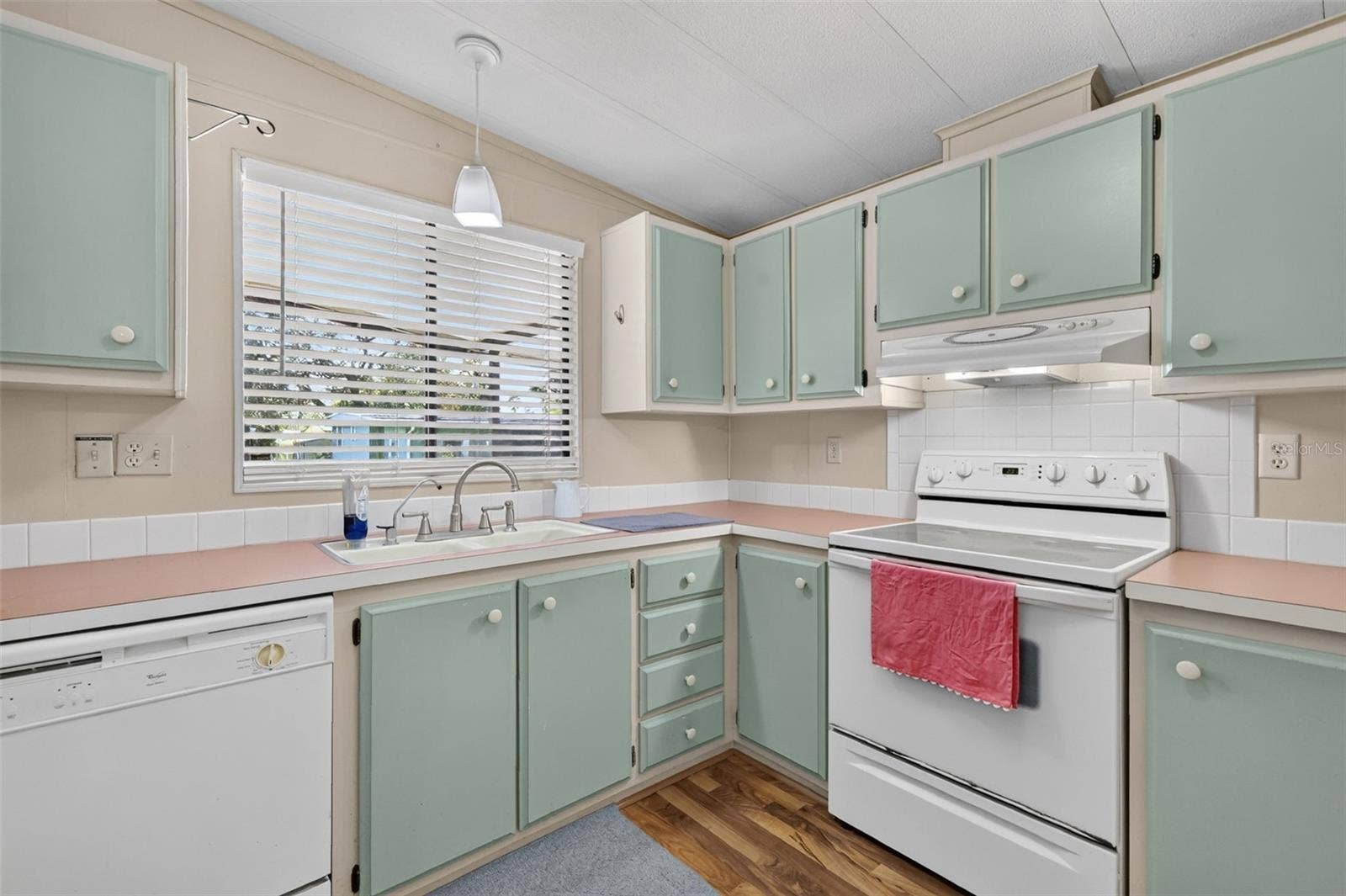 2005 STACEY DR, Mount Dora, FL 32757 2005 STACEY DR, Mount Dora, FL 32757