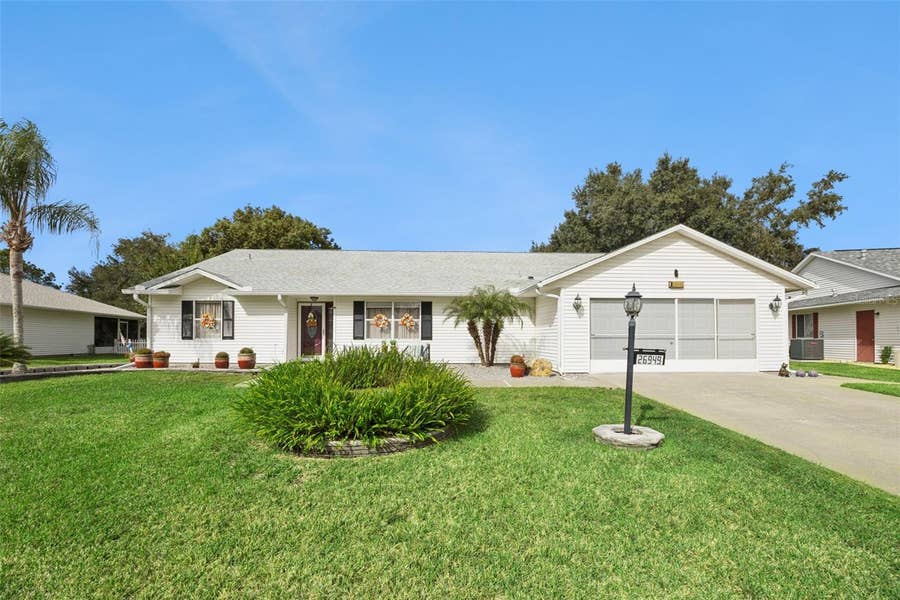 Property photo for 26949 RACQUET CIRCLE, Leesburg, FL