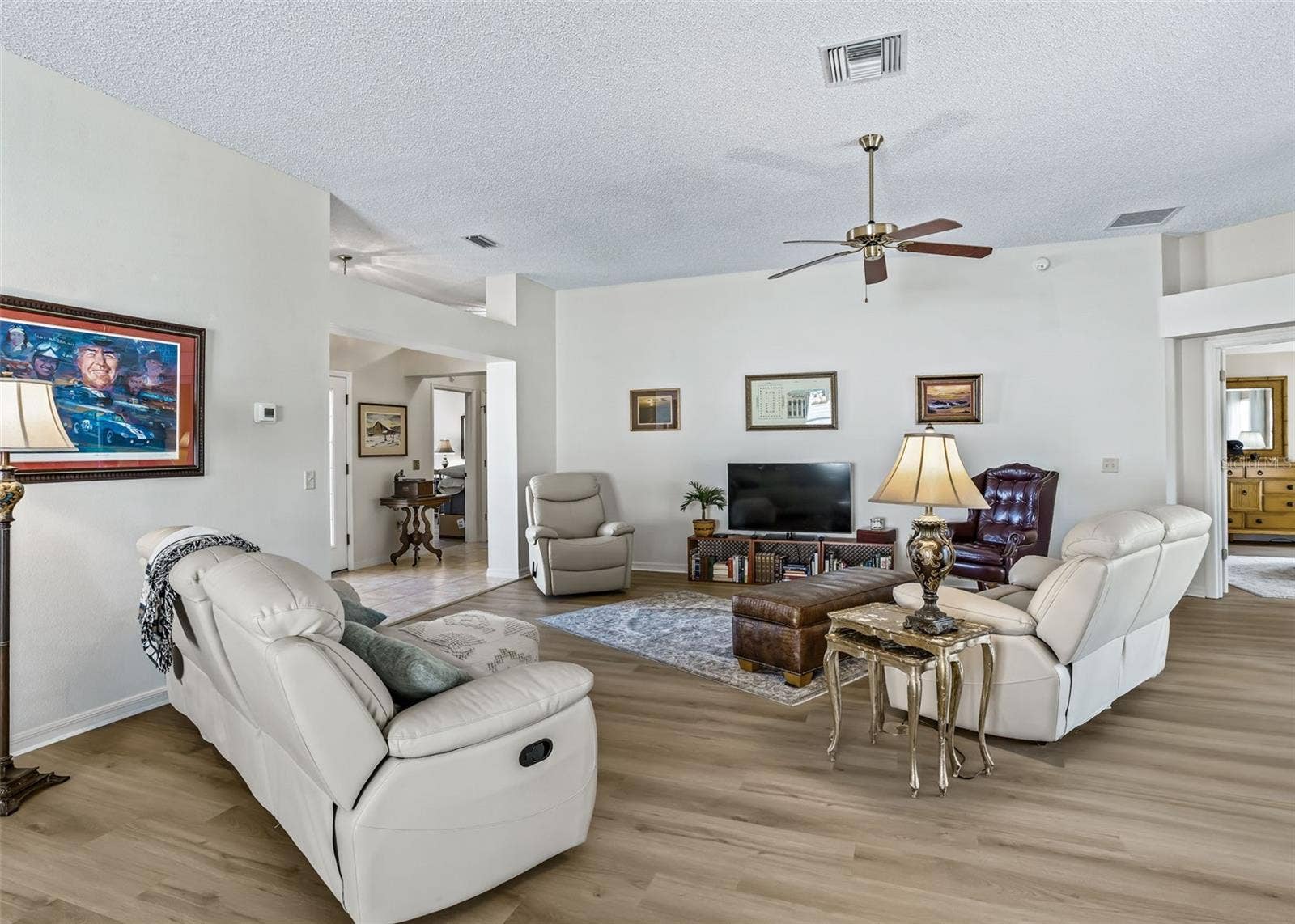 3516 WHITING WAY, The Villages, FL 32162 3516 WHITING WAY, The Villages, FL 32162