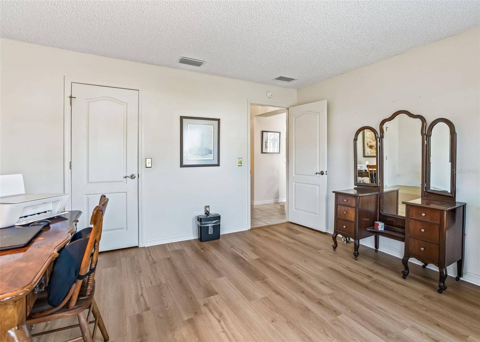 3516 WHITING WAY, The Villages, FL 32162 3516 WHITING WAY, The Villages, FL 32162