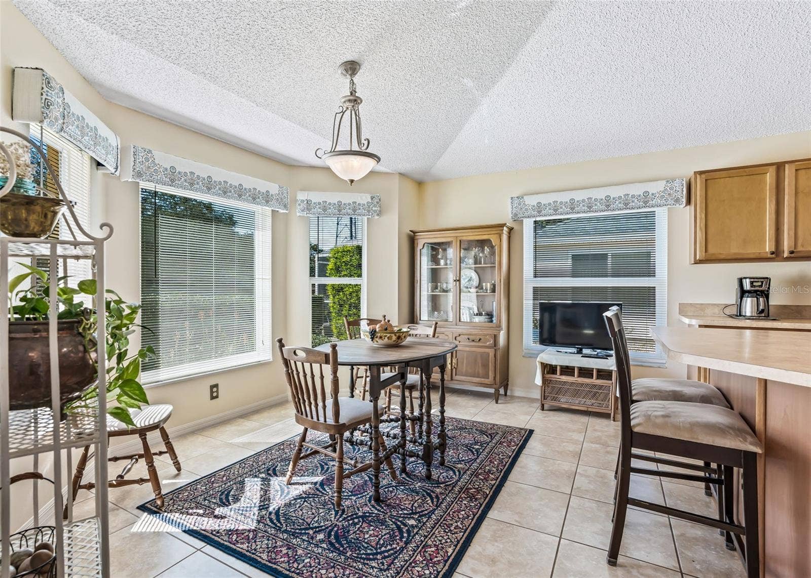 3516 WHITING WAY, The Villages, FL 32162 3516 WHITING WAY, The Villages, FL 32162