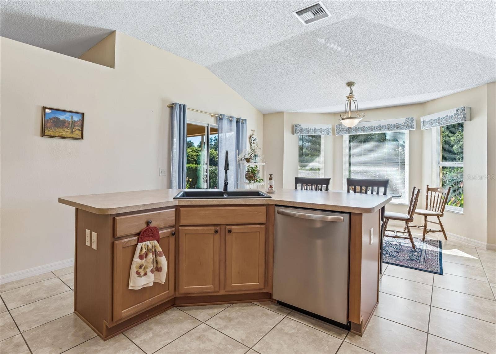 3516 WHITING WAY, The Villages, FL 32162 3516 WHITING WAY, The Villages, FL 32162