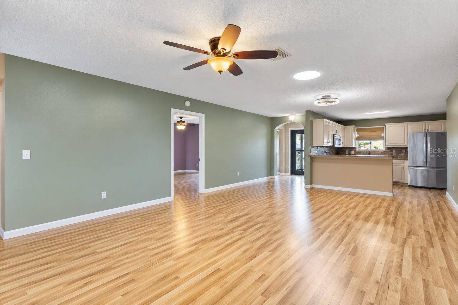 2022 CRISTO ROAD, The Villages, FL 32159 Virtually Staged to an empty room