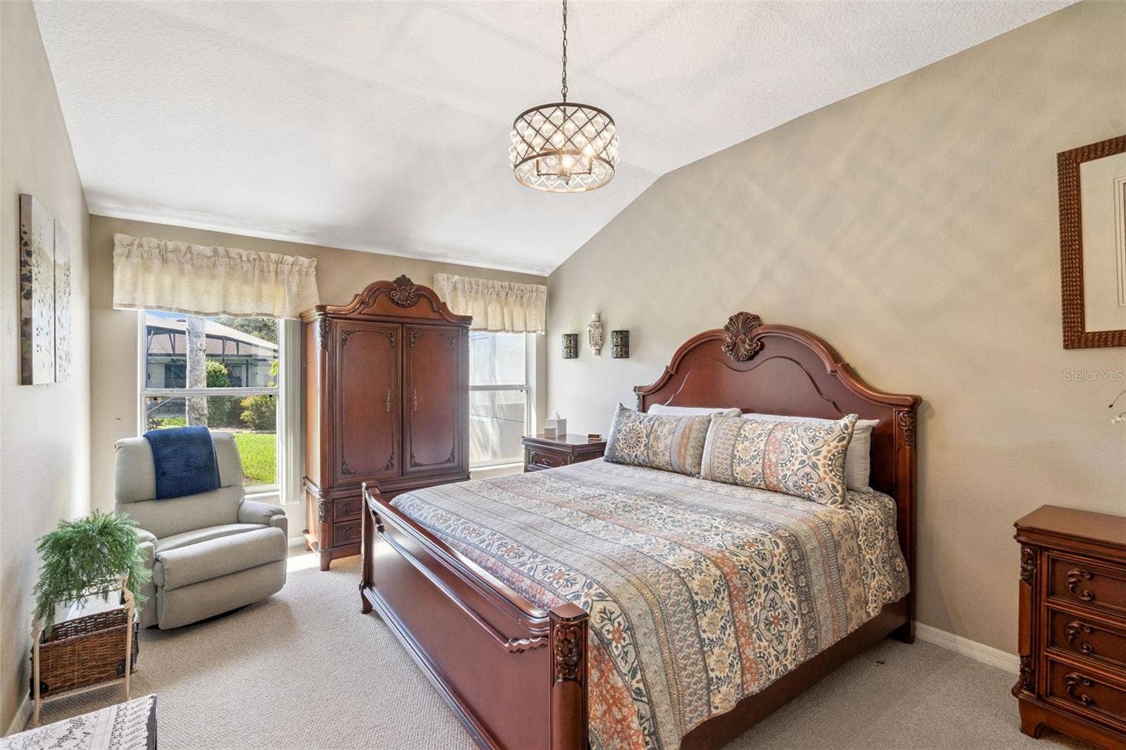 4900 CANOE COURT, Tavares, FL 32778 Primary Bedroom - 19.8 X 12area.