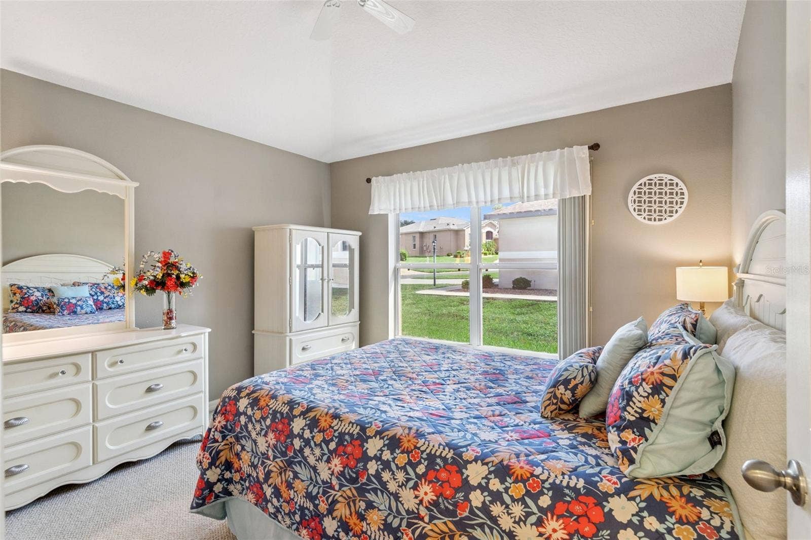 4900 CANOE COURT, Tavares, FL 32778 2nd Bedroom with plenty of natural light.
