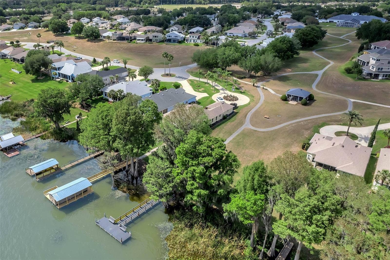 4900 CANOE COURT, Tavares, FL 32778 Lakefront and docks on Little Lake Harris.