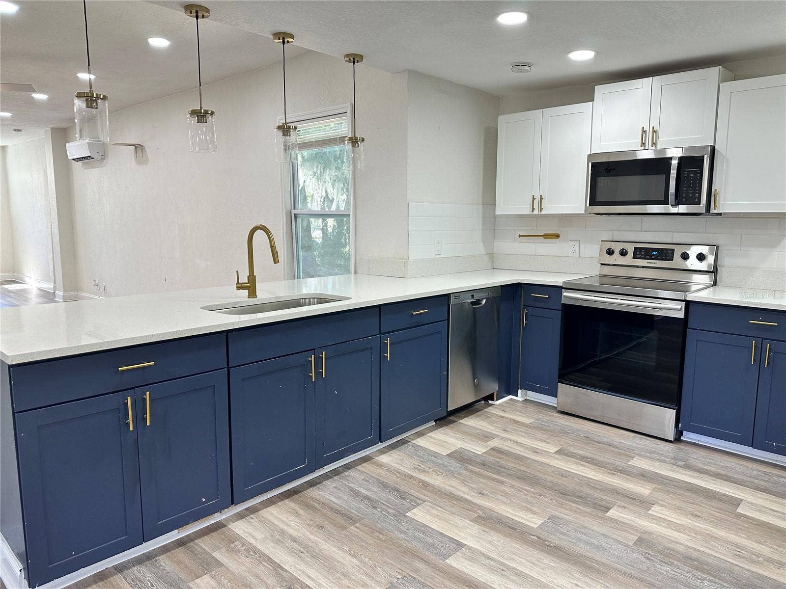 1208 BONAIRE DRIVE, Leesburg, FL 34748 Kitchen