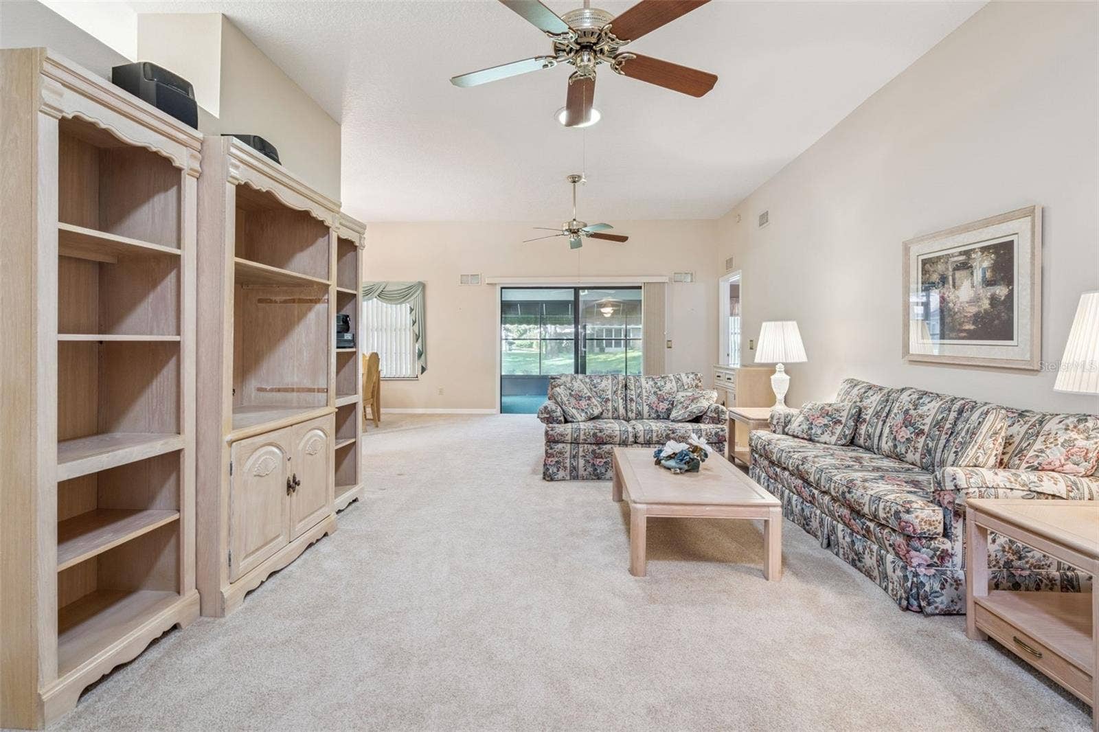 461 BAYTREE BOULEVARD, Tavares, FL 32778 Living Room