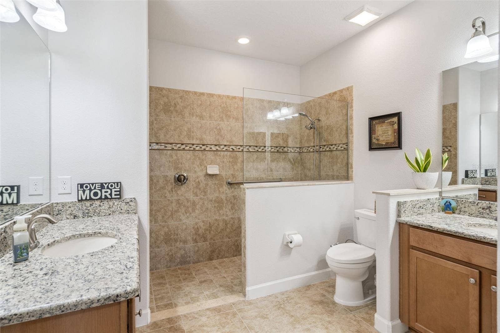 3653 CORSICA LANE, Clermont, FL 34711 3653 CORSICA LANE, Clermont, FL 34711