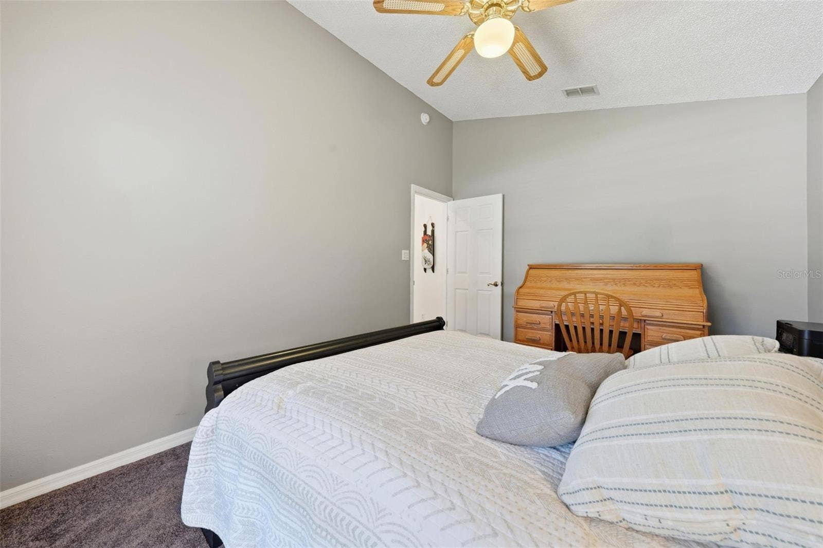 25012 CRANES ROOST CIRCLE, Leesburg, FL 34748 25012 CRANES ROOST CIRCLE, Leesburg, FL 34748