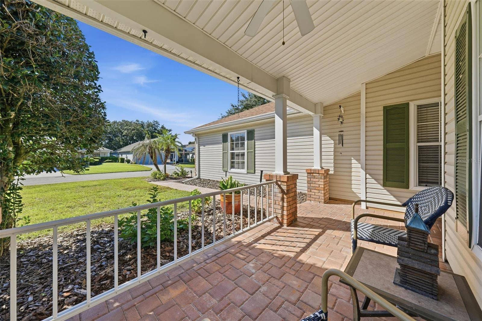 25012 CRANES ROOST CIRCLE, Leesburg, FL 34748 25012 CRANES ROOST CIRCLE, Leesburg, FL 34748