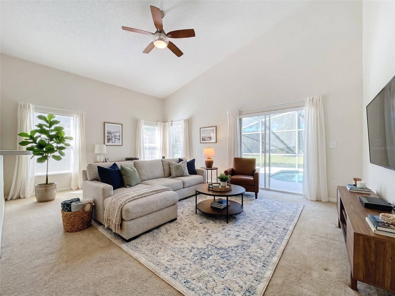 750 BLOOMINGDALE DRIVE, Davenport, FL 33897 750 BLOOMINGDALE DRIVE, Davenport, FL 33897