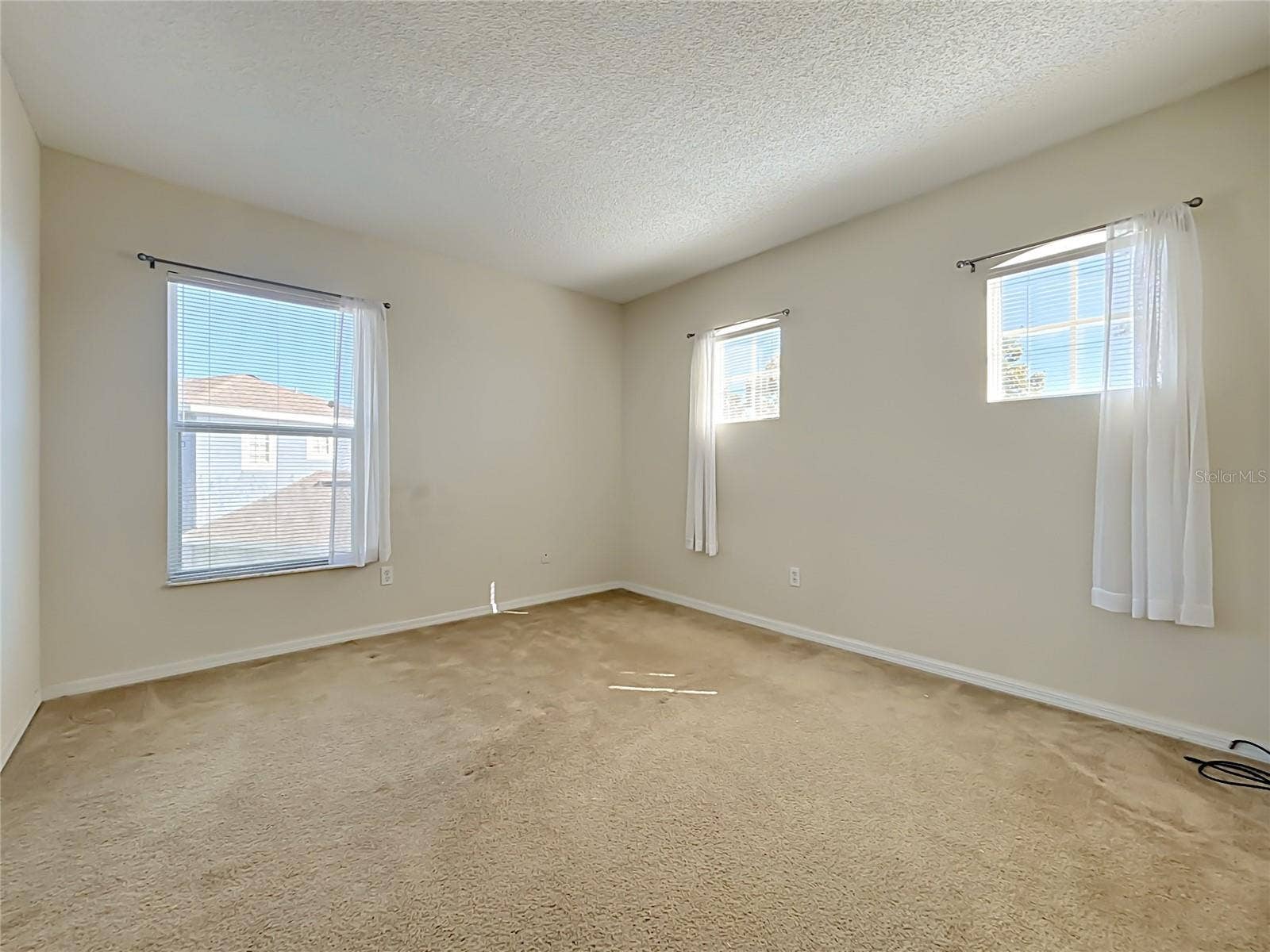 750 BLOOMINGDALE DRIVE, Davenport, FL 33897 750 BLOOMINGDALE DRIVE, Davenport, FL 33897