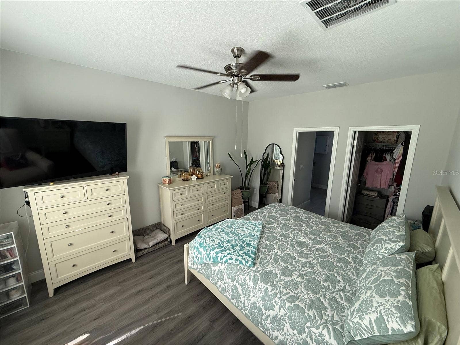 15543 SW 60TH COURT, Ocala, FL 34473 15543 SW 60TH COURT, Ocala, FL 34473