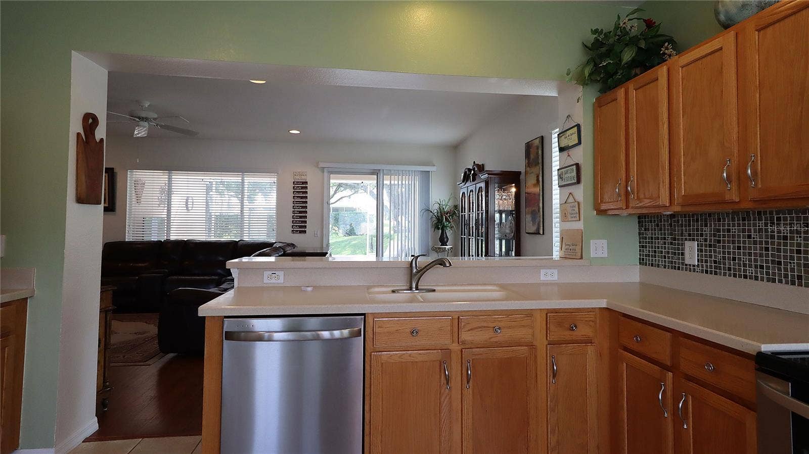 12859 SE 92ND COURT ROAD, Summerfield, FL 34491 Kitchen