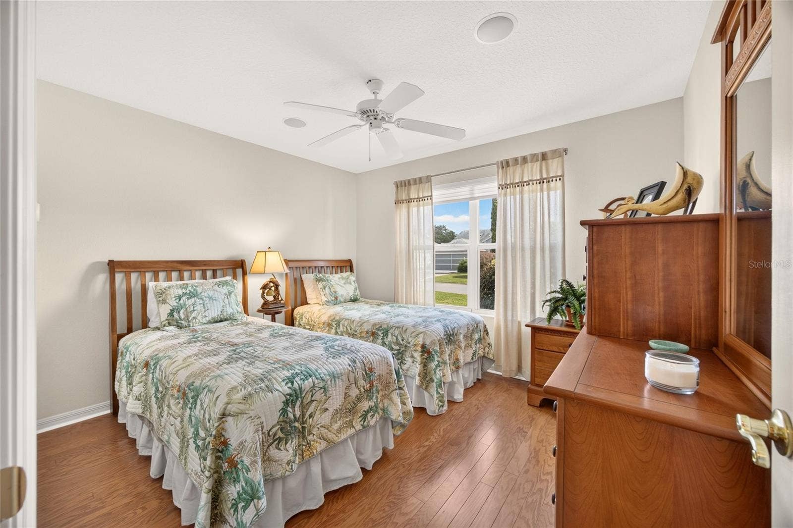 17942 SE 88TH CASCADE COURT, The Villages, FL 32162 17942 SE 88TH CASCADE COURT, The Villages, FL 32162