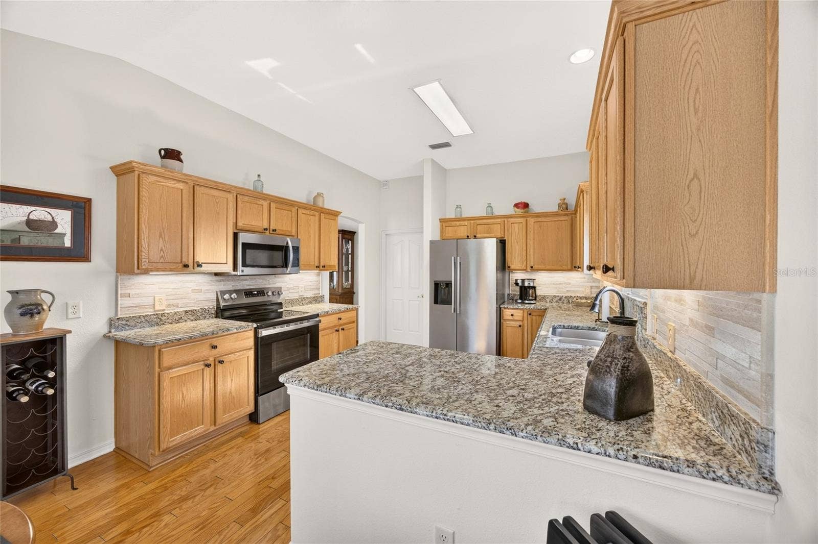 17942 SE 88TH CASCADE COURT, The Villages, FL 32162 17942 SE 88TH CASCADE COURT, The Villages, FL 32162