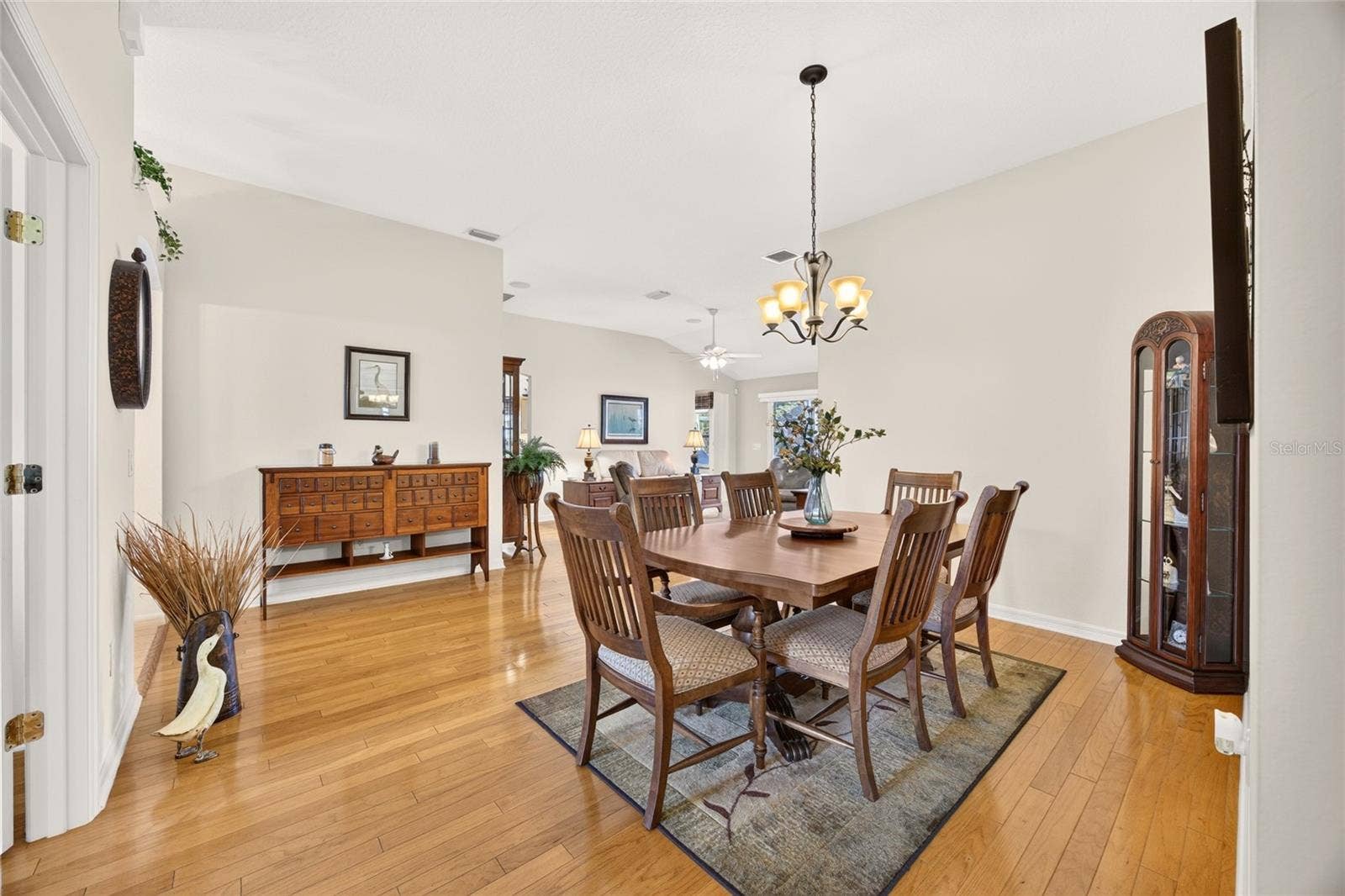 17942 SE 88TH CASCADE COURT, The Villages, FL 32162 17942 SE 88TH CASCADE COURT, The Villages, FL 32162