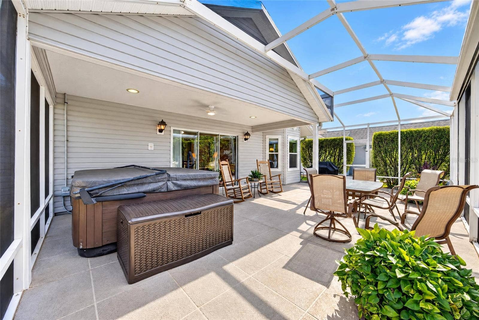 17942 SE 88TH CASCADE COURT, The Villages, FL 32162 17942 SE 88TH CASCADE COURT, The Villages, FL 32162