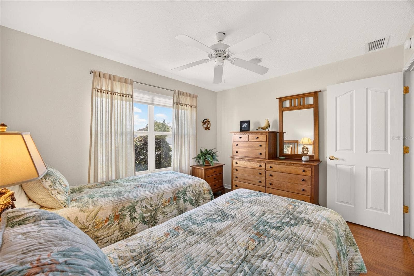 17942 SE 88TH CASCADE COURT, The Villages, FL 32162 17942 SE 88TH CASCADE COURT, The Villages, FL 32162