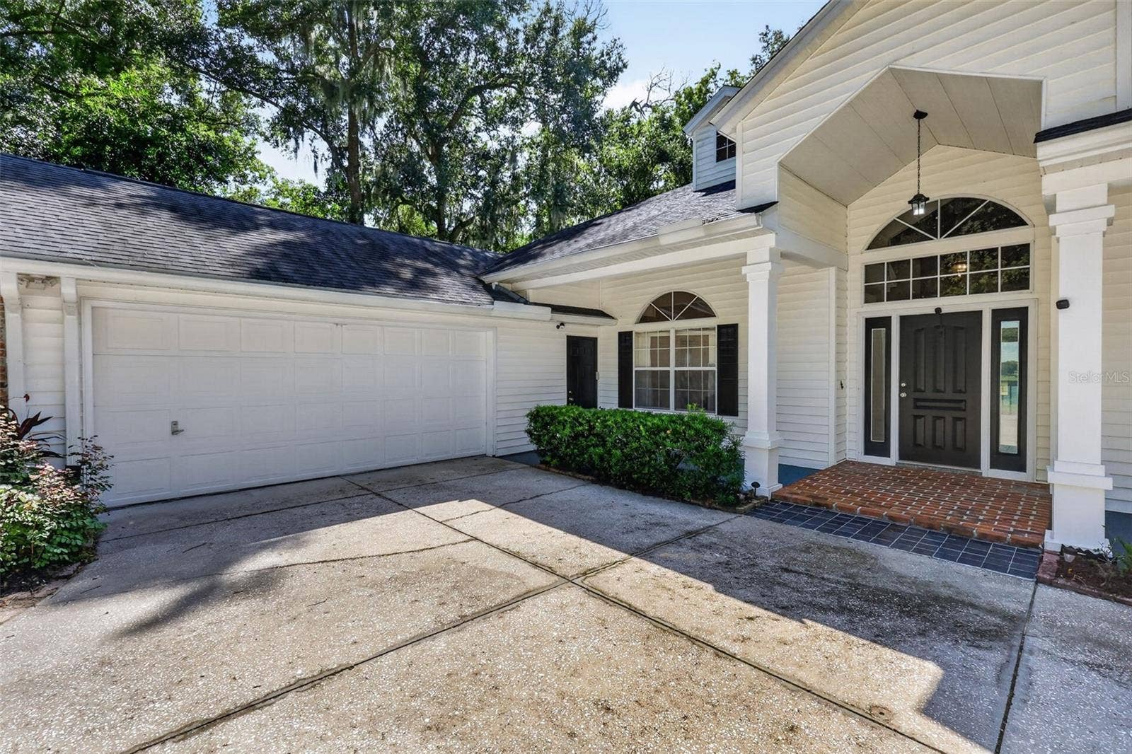 2103 E CROOKED LAKE DRIVE, Eustis, FL 32726 2103 E CROOKED LAKE DRIVE, Eustis, FL 32726