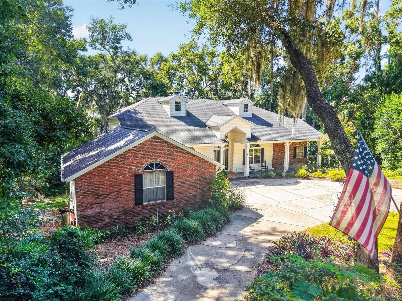 2103 E CROOKED LAKE DRIVE, Eustis, FL 32726 2103 E CROOKED LAKE DRIVE, Eustis, FL 32726