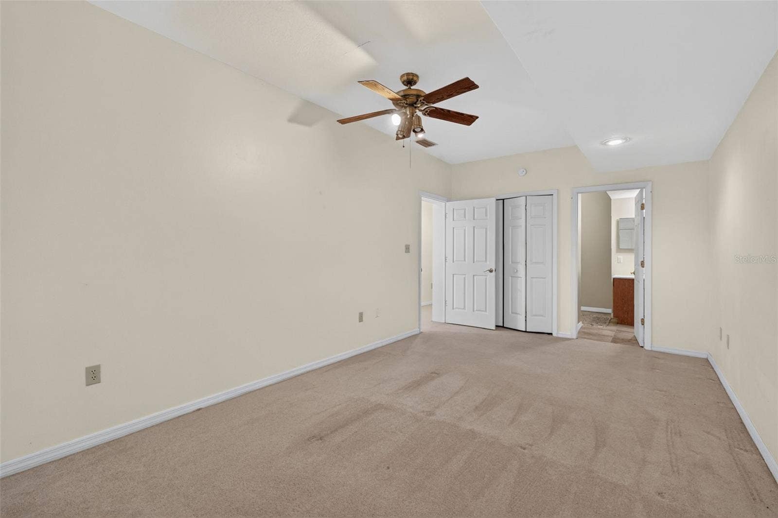 2103 E CROOKED LAKE DRIVE, Eustis, FL 32726 2103 E CROOKED LAKE DRIVE, Eustis, FL 32726