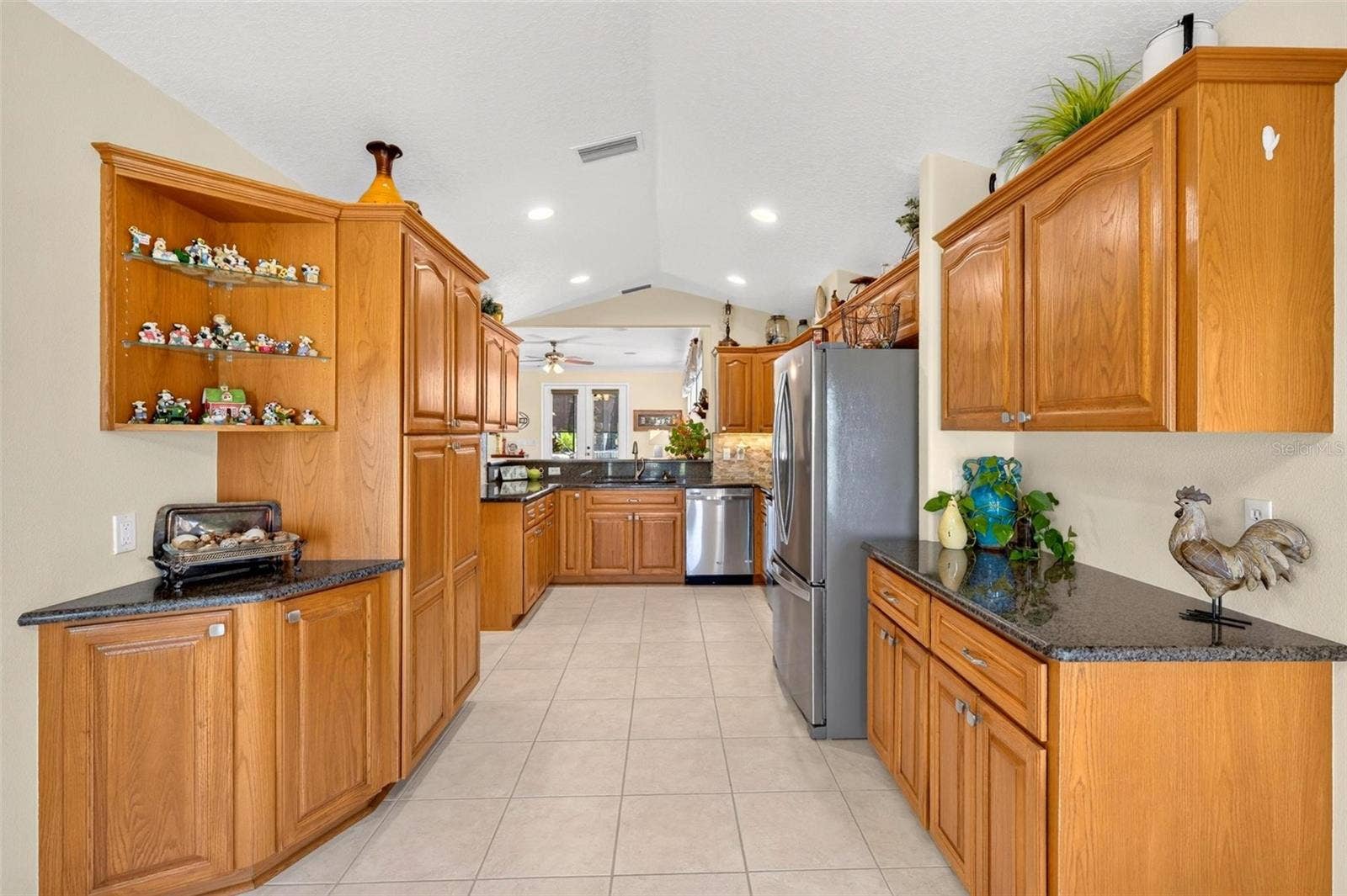 5486 BOUNTY CIRCLE, Tavares, FL 32778 5486 BOUNTY CIRCLE, Tavares, FL 32778