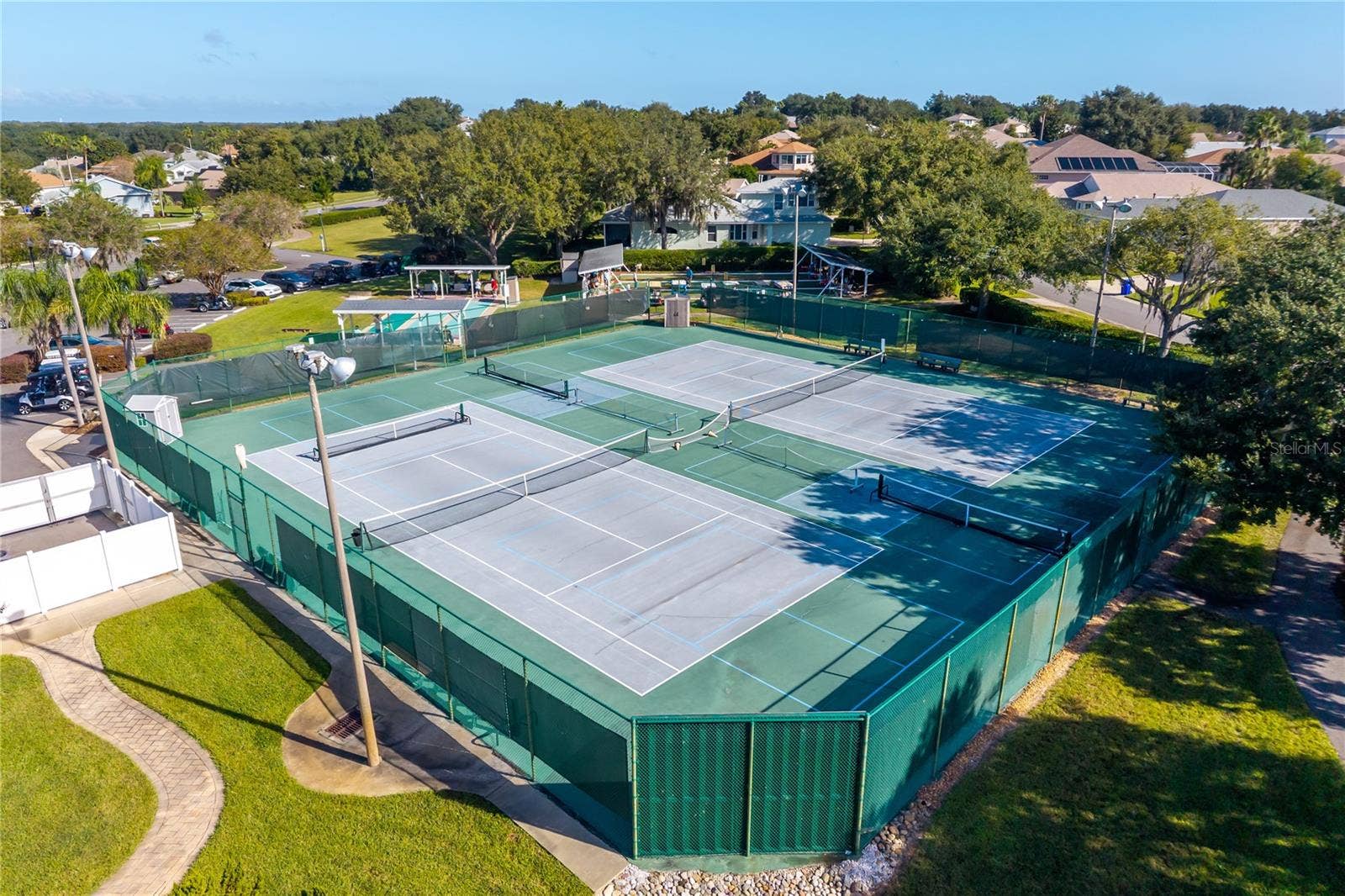 5486 BOUNTY CIRCLE, Tavares, FL 32778 5486 BOUNTY CIRCLE, Tavares, FL 32778