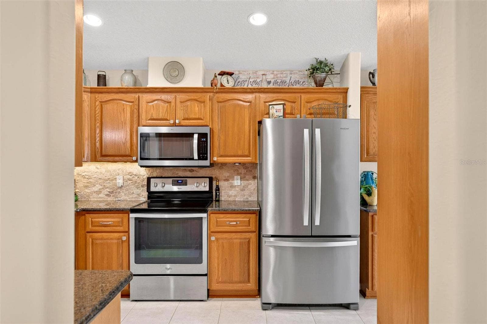 5486 BOUNTY CIRCLE, Tavares, FL 32778 5486 BOUNTY CIRCLE, Tavares, FL 32778