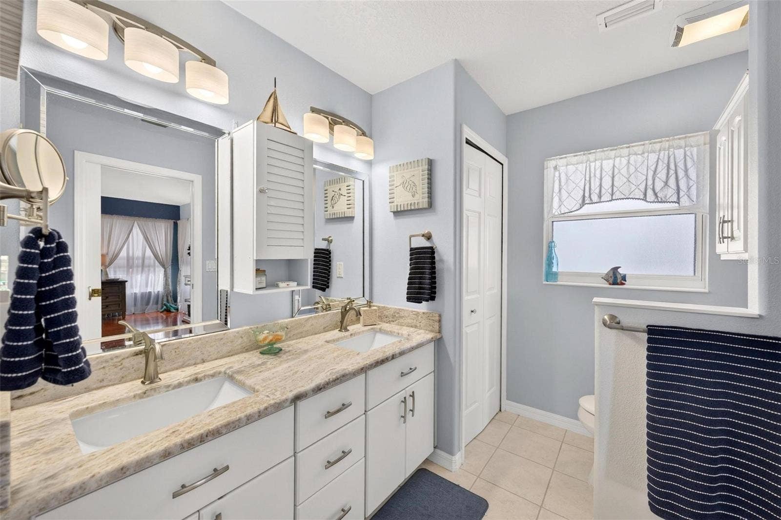 5486 BOUNTY CIRCLE, Tavares, FL 32778 5486 BOUNTY CIRCLE, Tavares, FL 32778