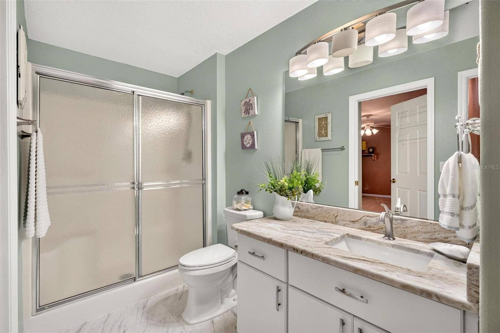 5486 BOUNTY CIRCLE, Tavares, FL 32778 5486 BOUNTY CIRCLE, Tavares, FL 32778