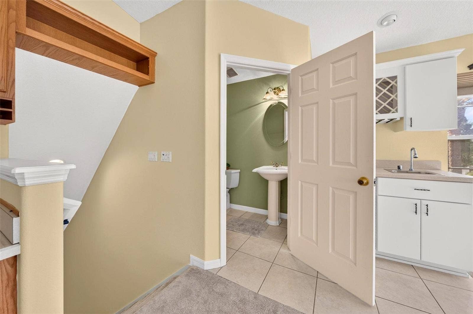 5486 BOUNTY CIRCLE, Tavares, FL 32778 5486 BOUNTY CIRCLE, Tavares, FL 32778