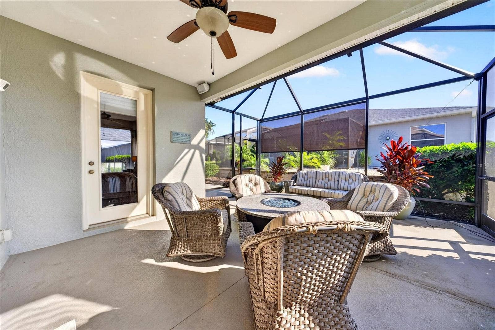 5486 BOUNTY CIRCLE, Tavares, FL 32778 5486 BOUNTY CIRCLE, Tavares, FL 32778