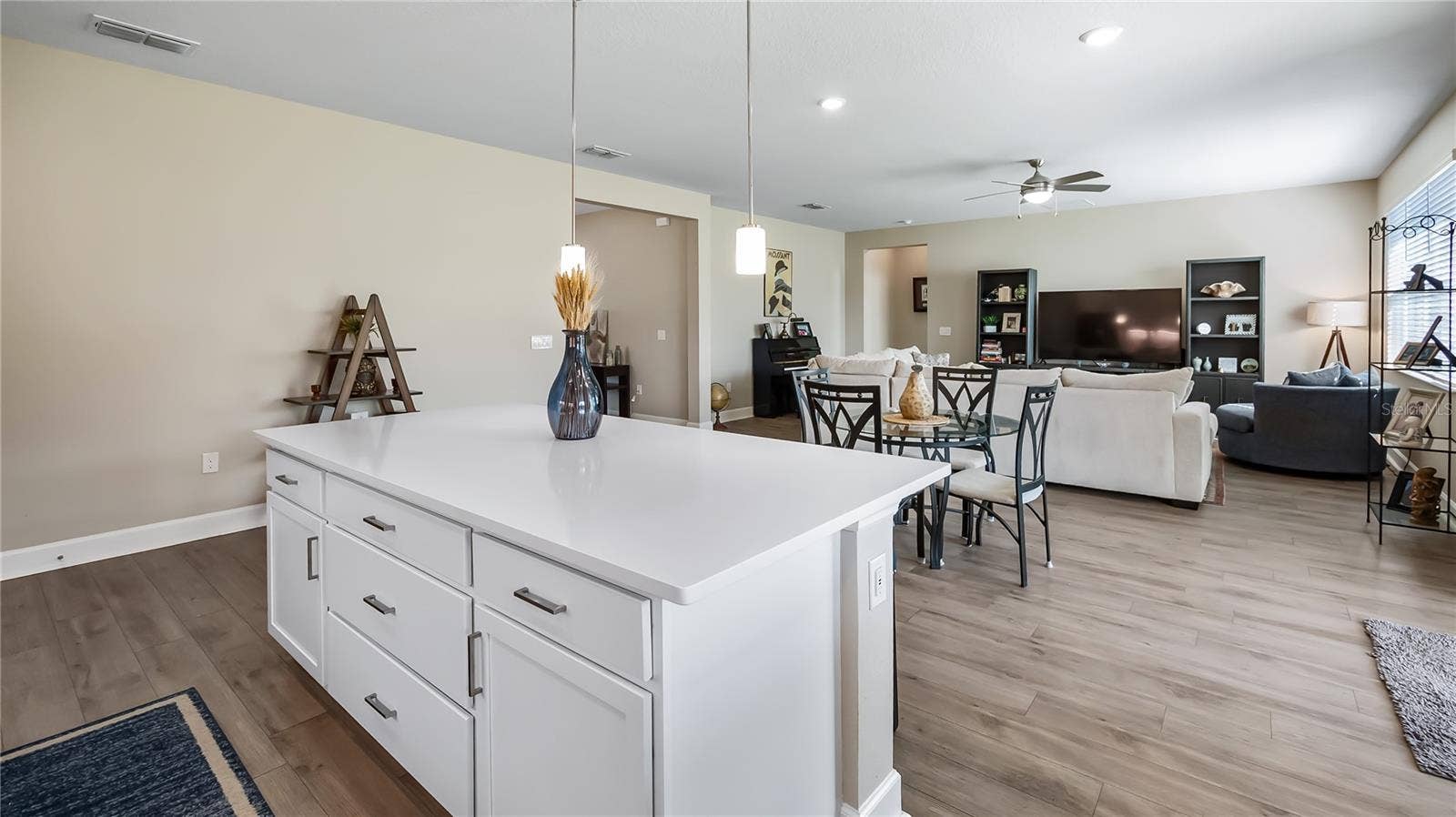 793 RIOJA DRIVE, Minneola, FL 34715 793 RIOJA DRIVE, Minneola, FL 34715