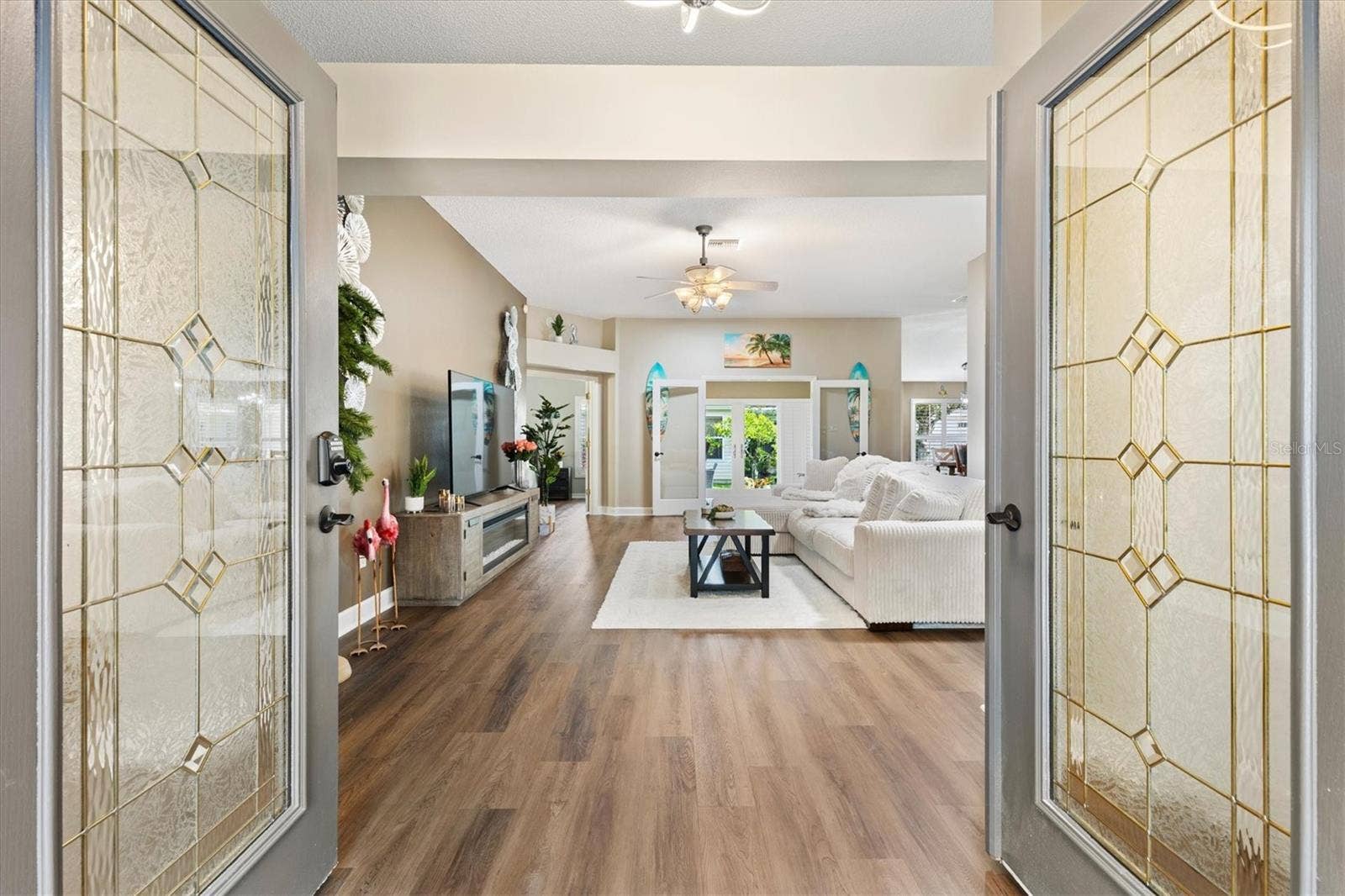 7146 SE 173RD ARLINGTON LOOP, #62, The Villages, FL 32162 Beautiful Led Glass double Doors